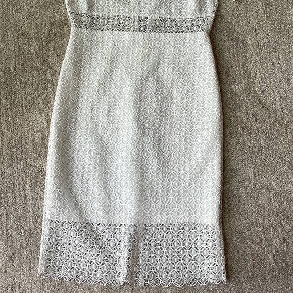 Lace & eyelet dress - Picture 3 of 8